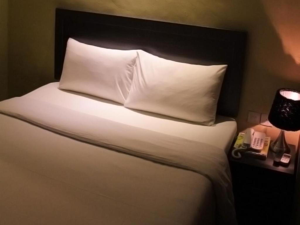 Zotel Business & Leisure Hotel Kuching Dış mekan fotoğraf
